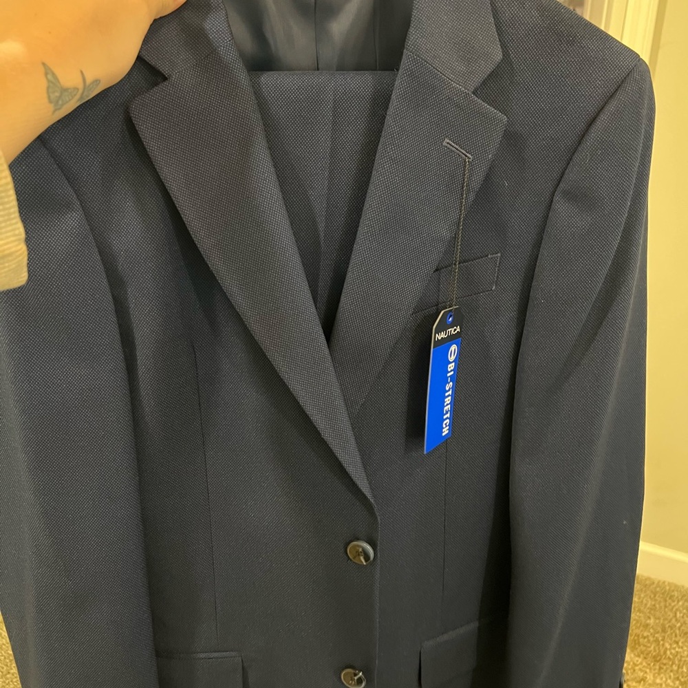 Nautica Men's Classic Blue suit